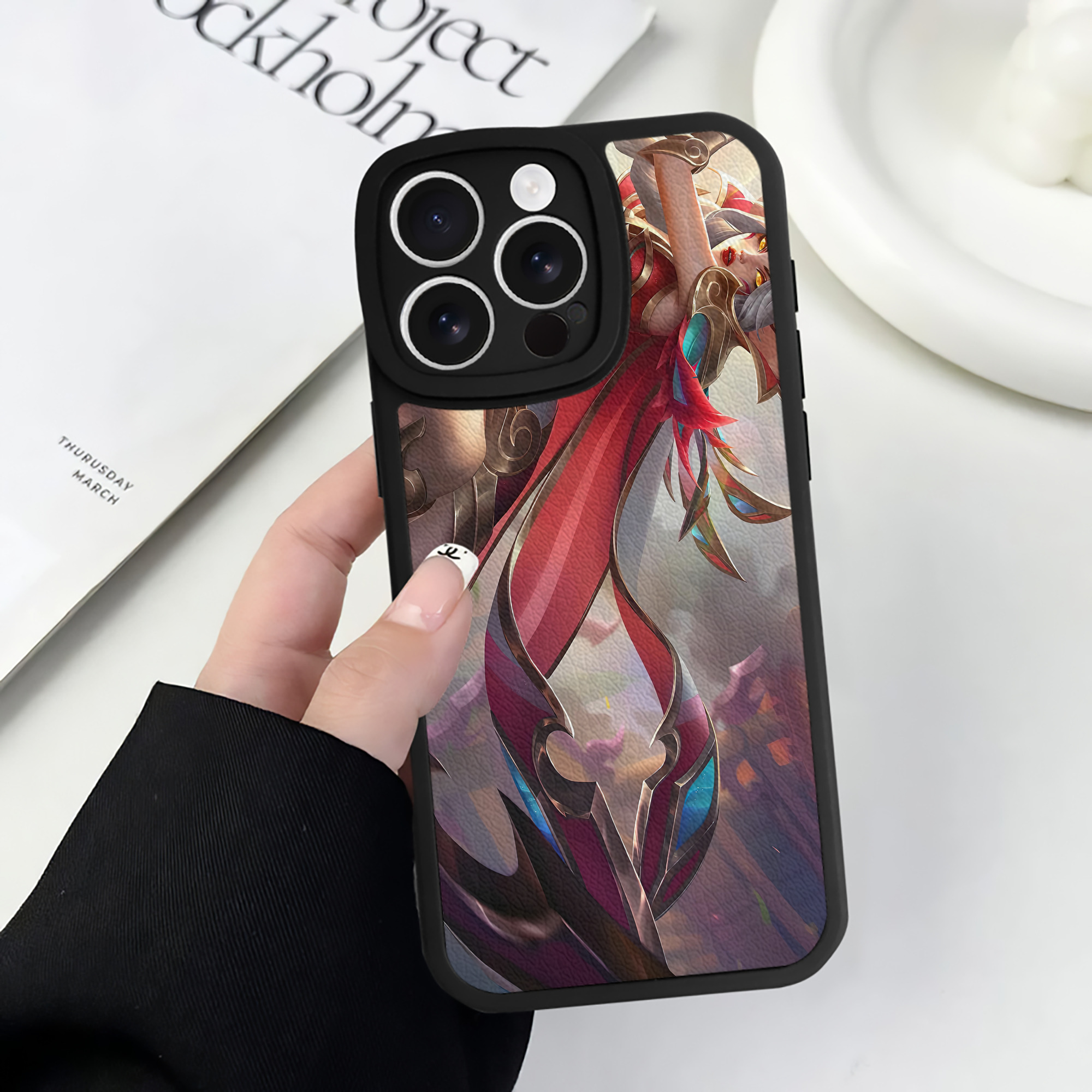 リーグ・オブ・レジェンド League of Legends LOL 【iPhone 16シリーズ対応】シリコンスマホケース（レザー調） 材質：シリコン